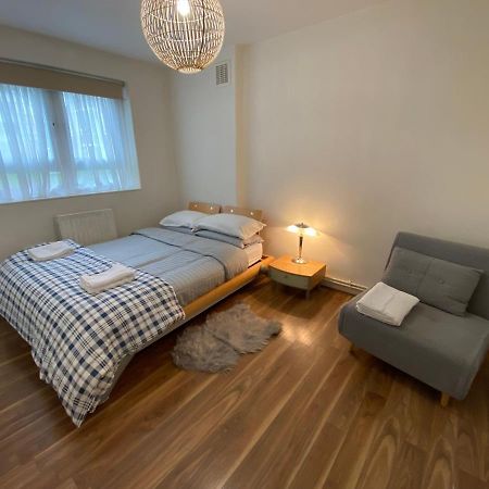 3 Bed Apartment In Camden Londra Exterior foto